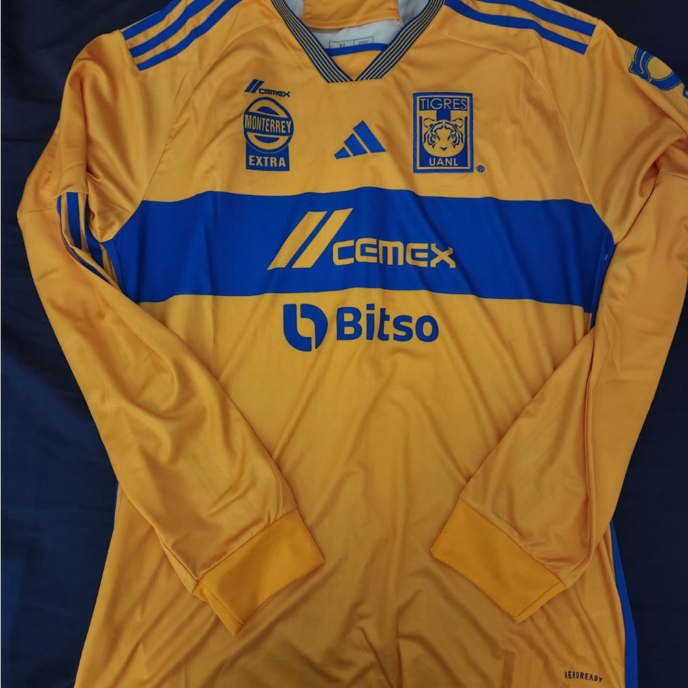 Tigres Uanl 2023 Jersey size Large long